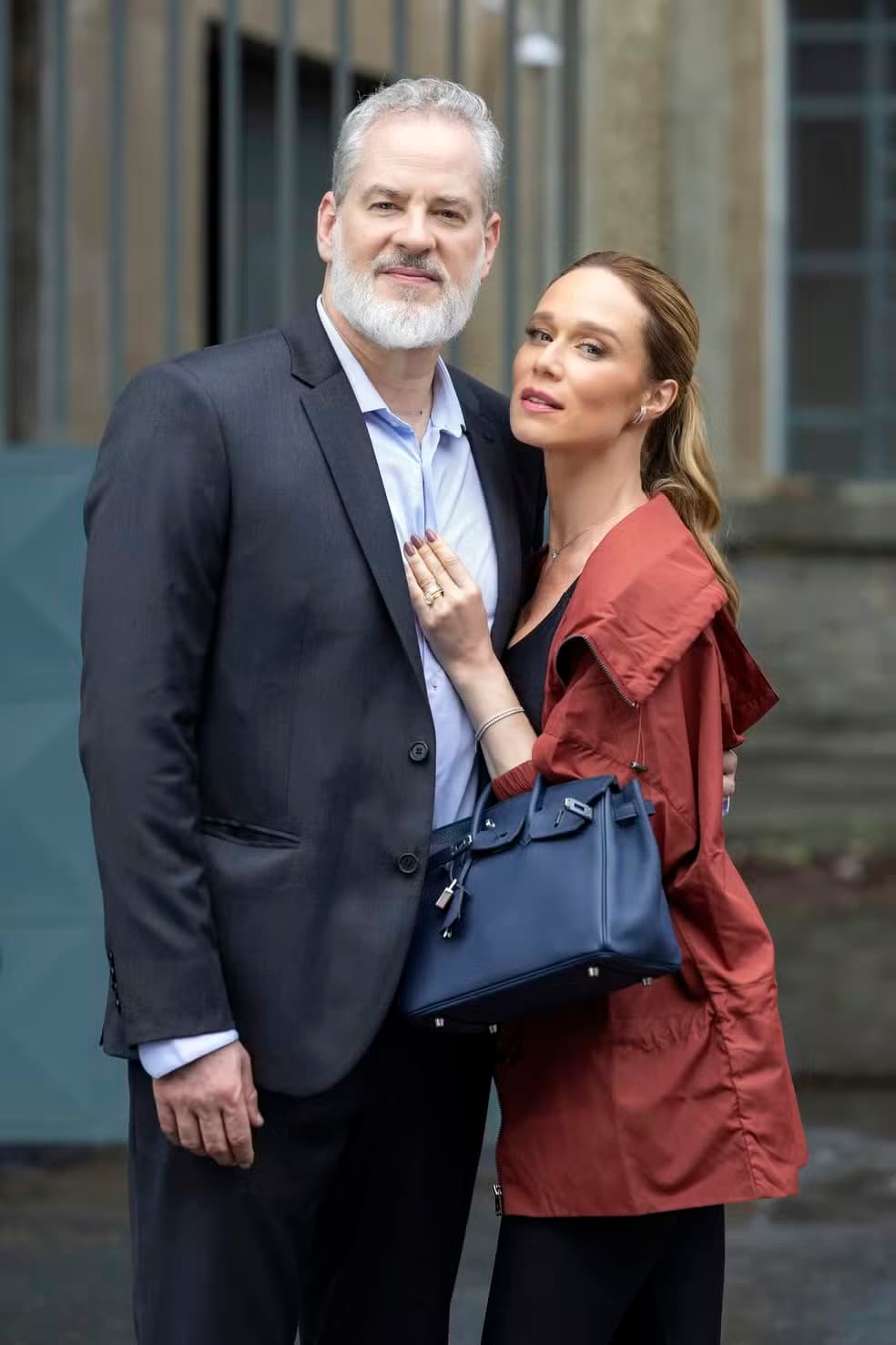 Ademir (Dan Stulbach) e Eudora (Mariana Ximenes) — Foto: Globo/Manoella Mello